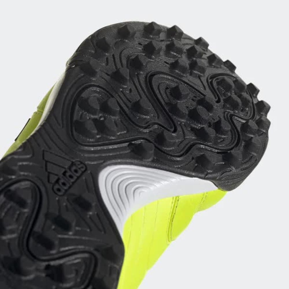 botines para cesped sintetico caucho