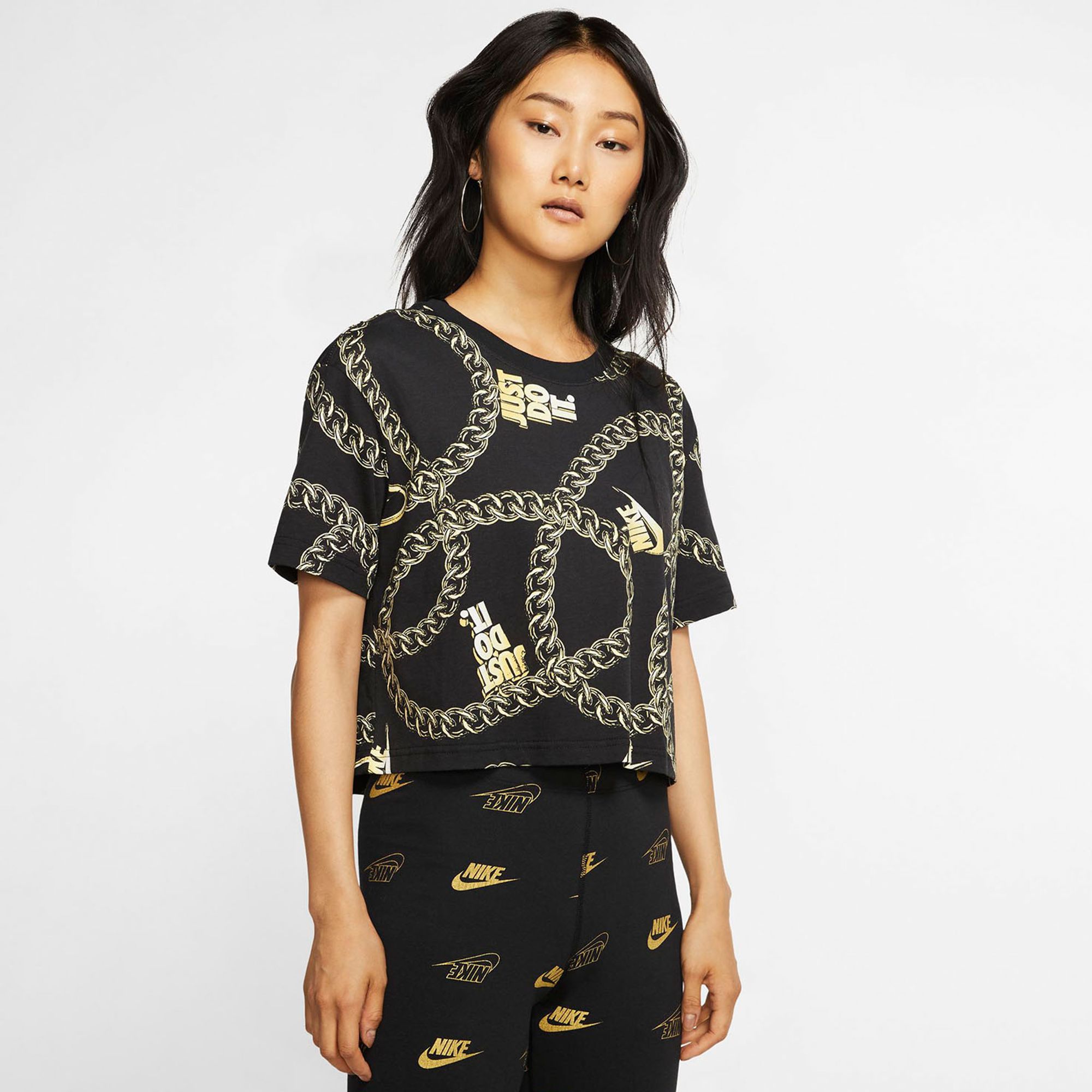 Buy Nike white Glam Dunk T-Shirt for Women in MENA, Worldwide