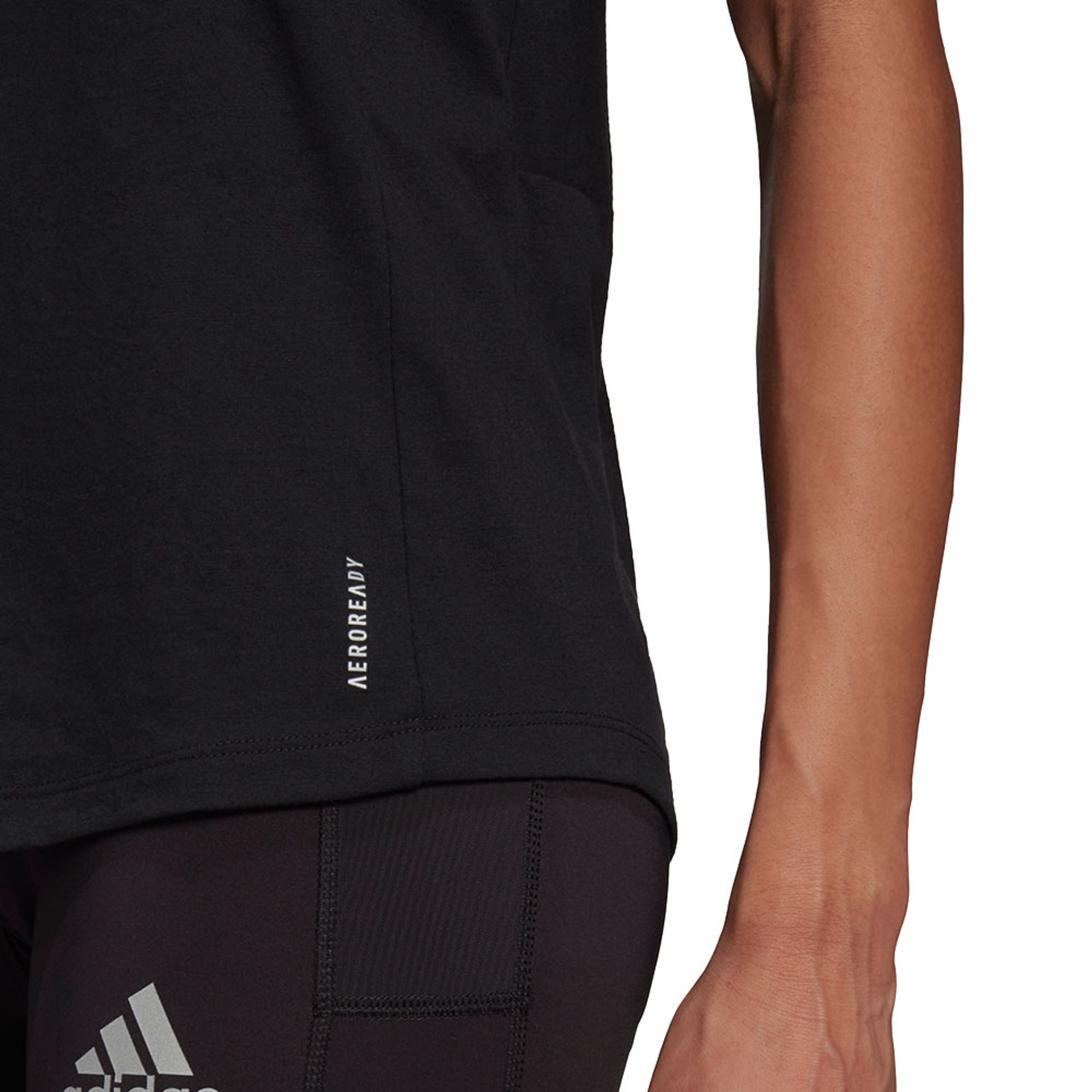 REMERA ADIDAS RUN IT SPACE RACE MUJER - redsport