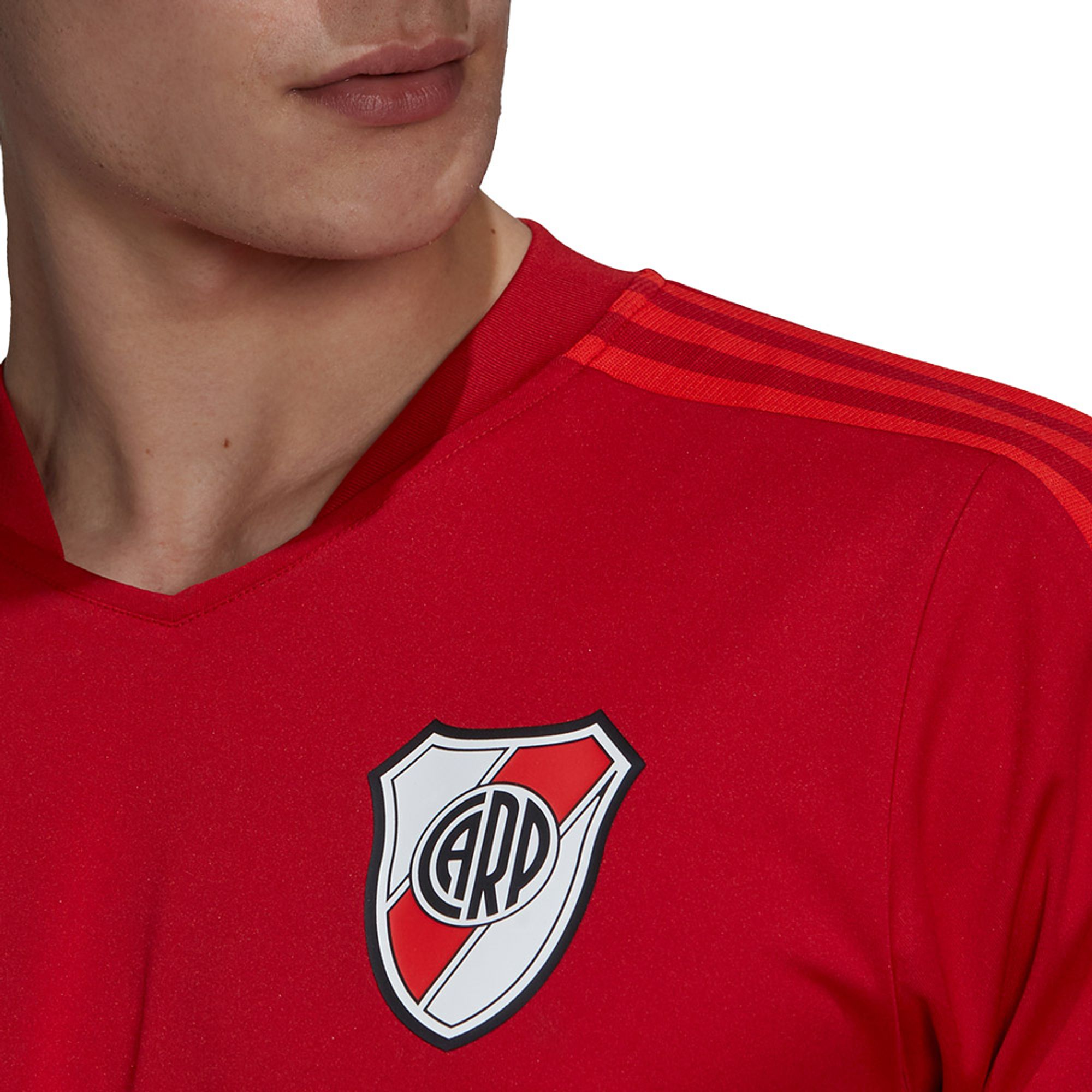 CAMISETA DE ENTRENAMIENTO ADIDAS TIRO RIVER PLATE - redsport