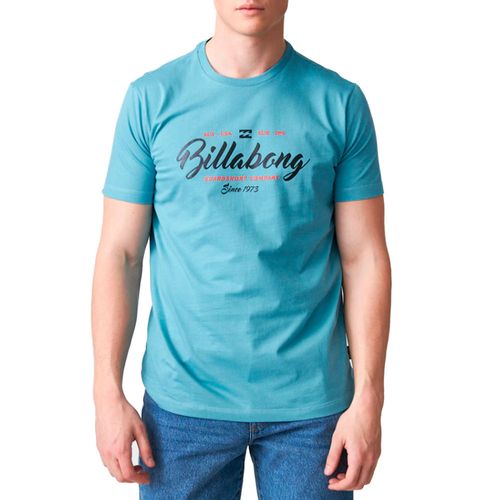 Encontrá las Mejores Remeras para Hombre | Red Sport