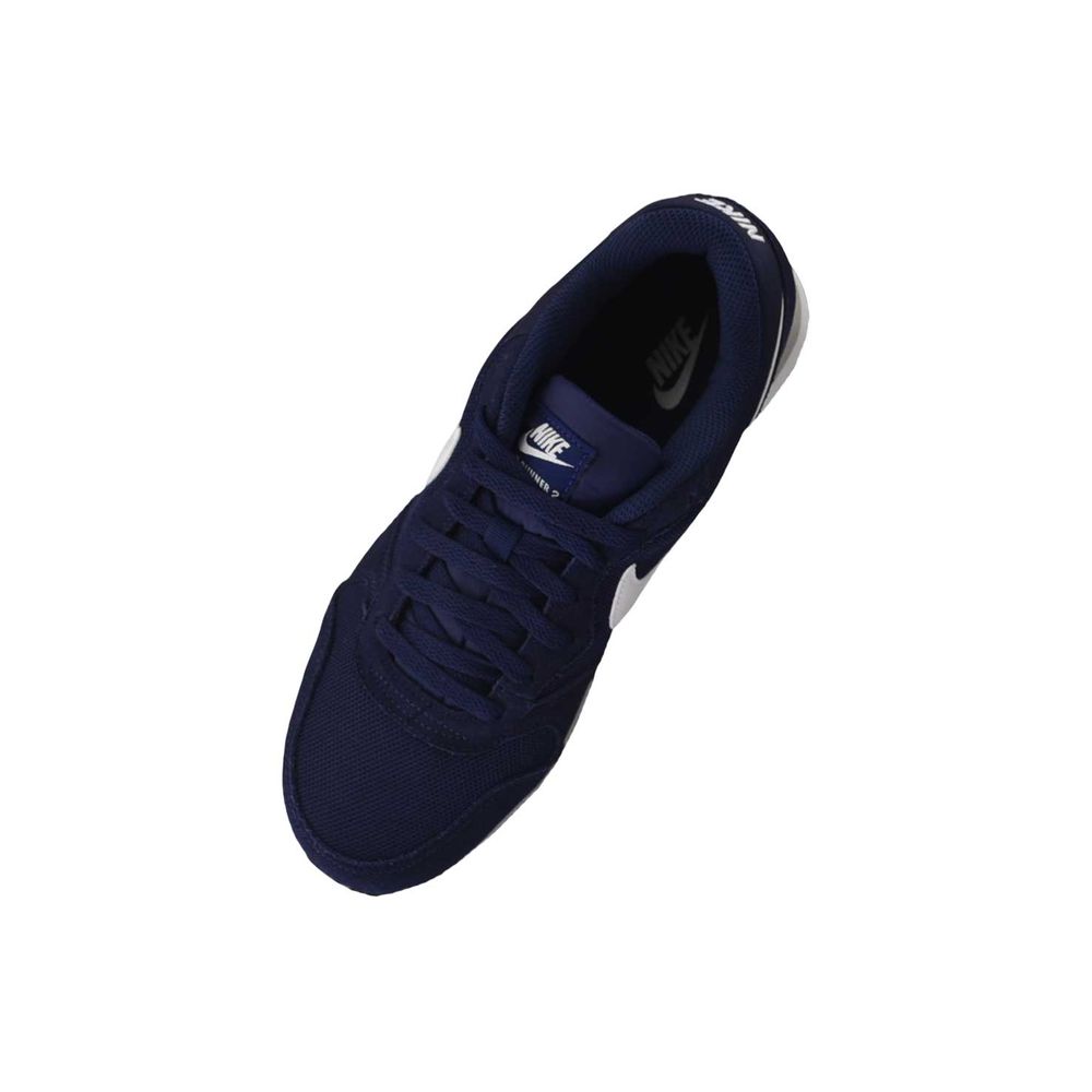 nike md runner 2 42.5