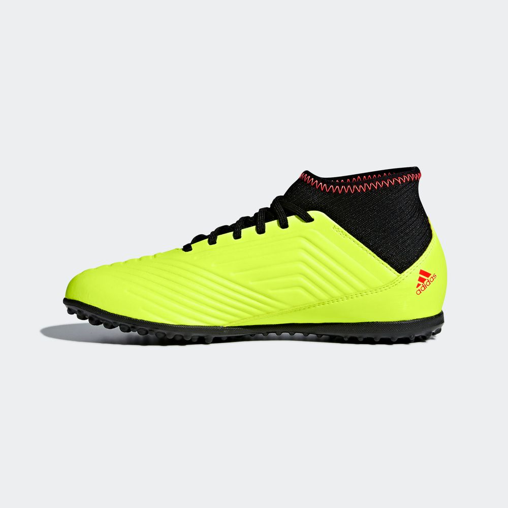 botines predator tango 18.3