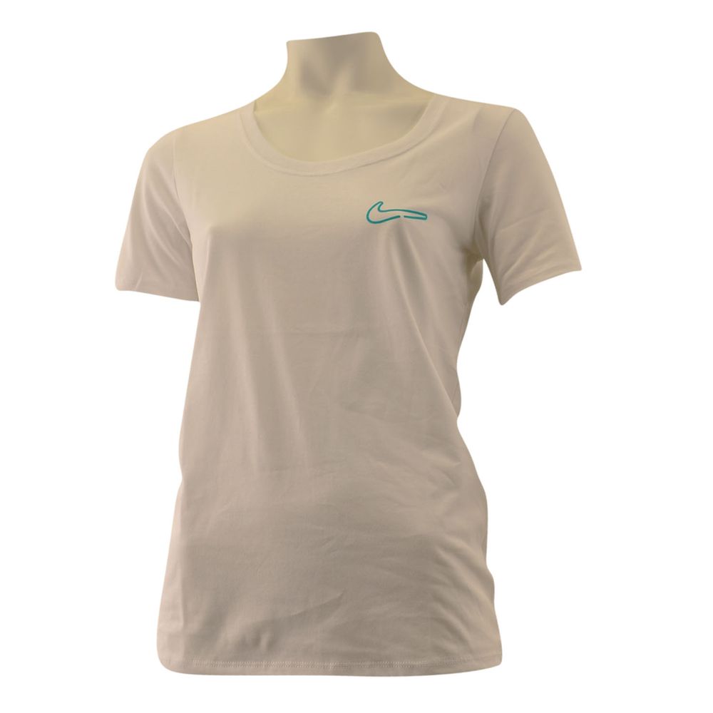 remeras nike mujer cortas