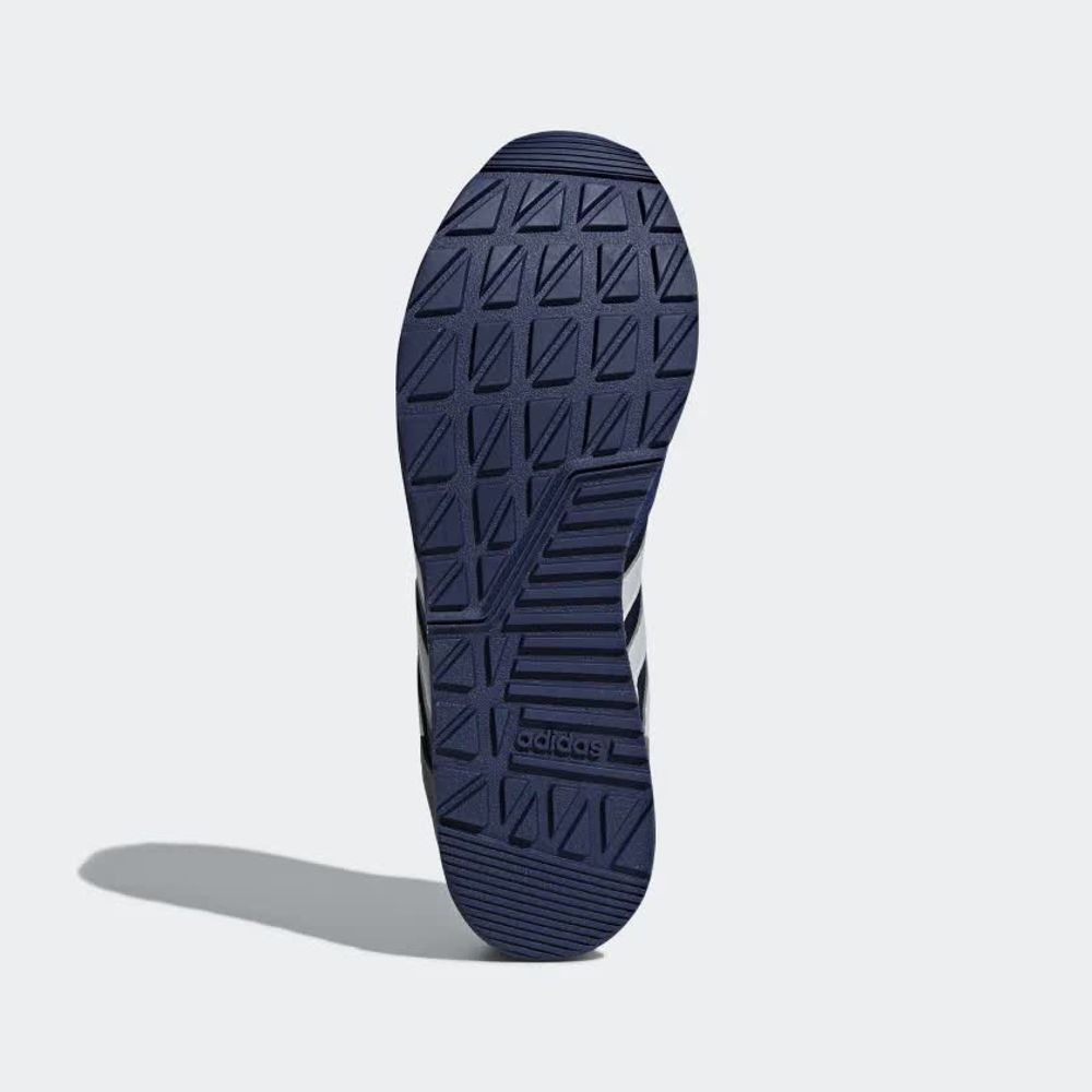b44669 adidas
