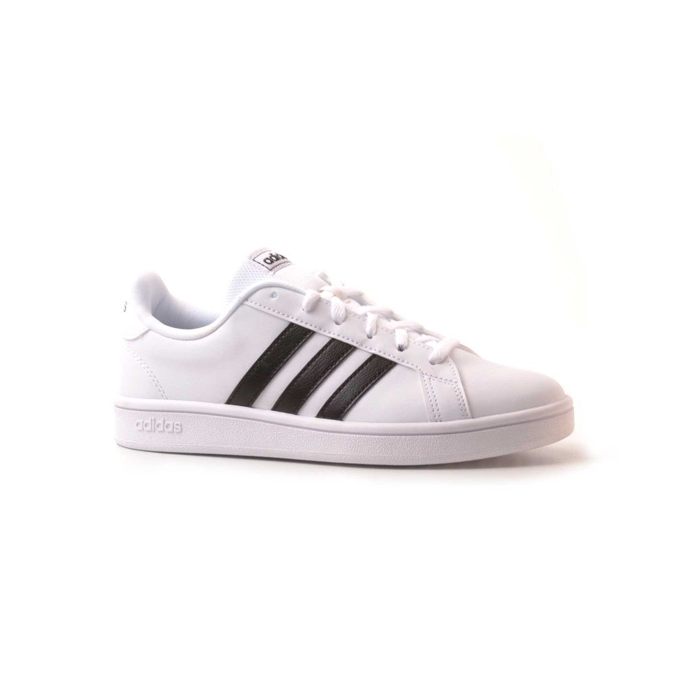 cuanto cuesta zapatillas adidas
