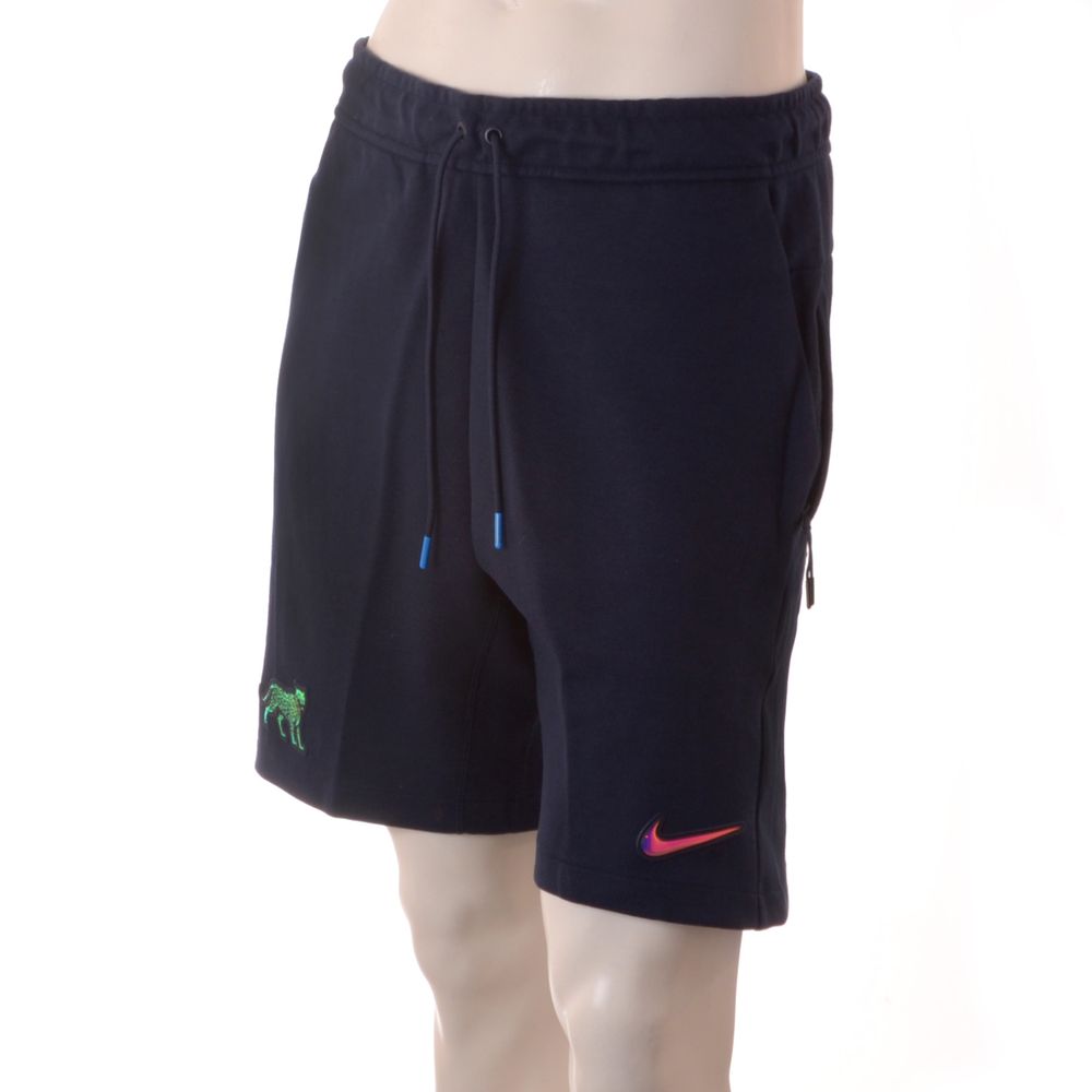 short pumas nike